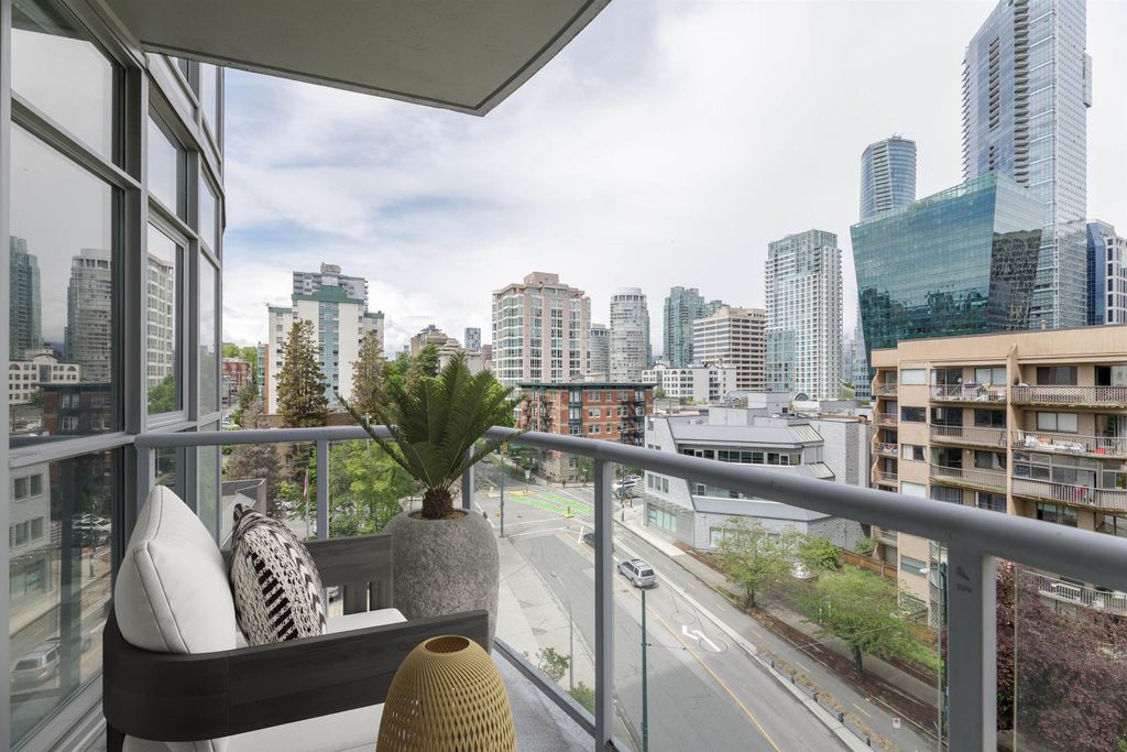 listing image 1108420926182393645