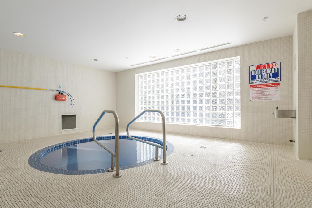 listing image 1105385041997626168