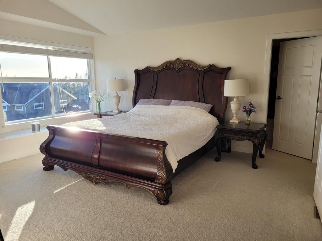 listing image 1104242343323633308