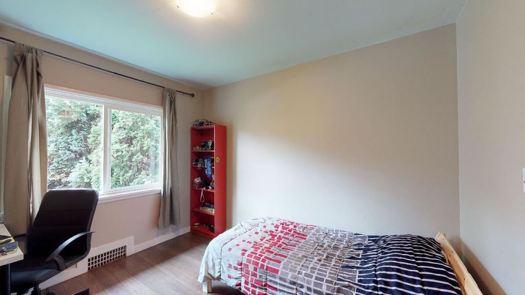 listing image 1100893014570806220