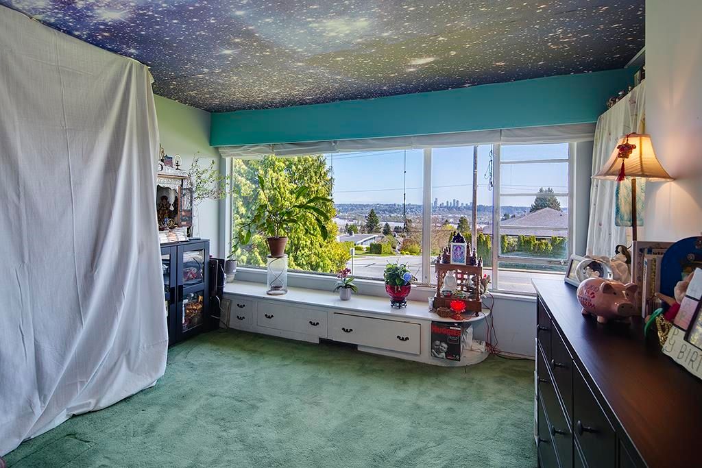listing image 1106884992988370804