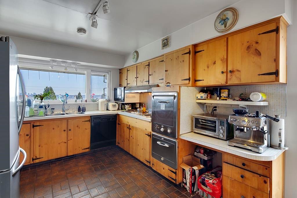 listing image 1101651899359140769