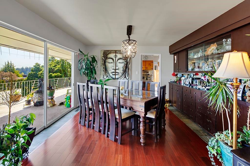 listing image 1102852378154068154