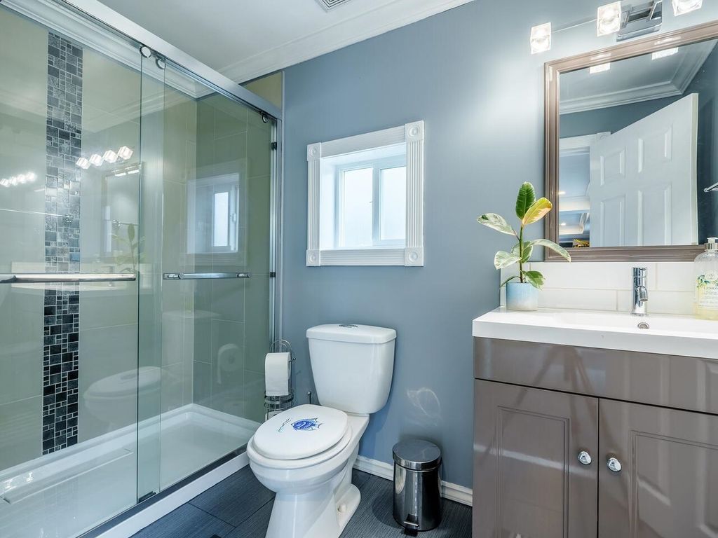 listing image 1109494097543036182