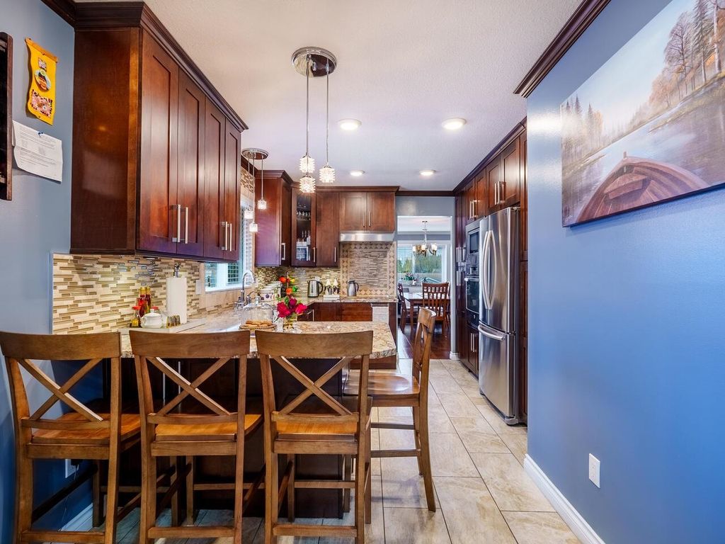 listing image 1103023475378818503