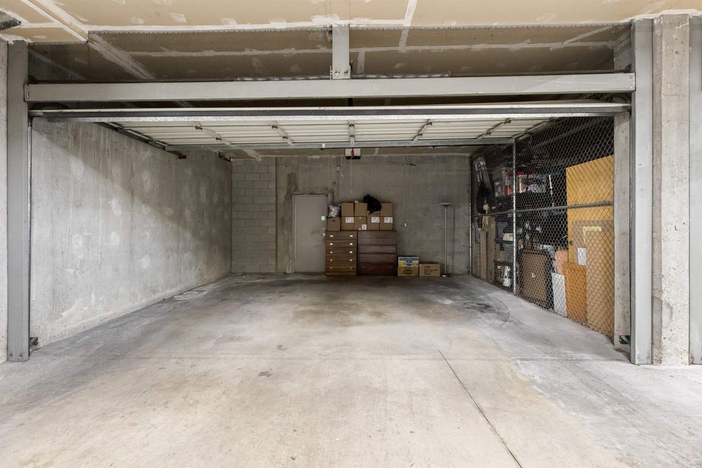 listing image 1109729075225687710