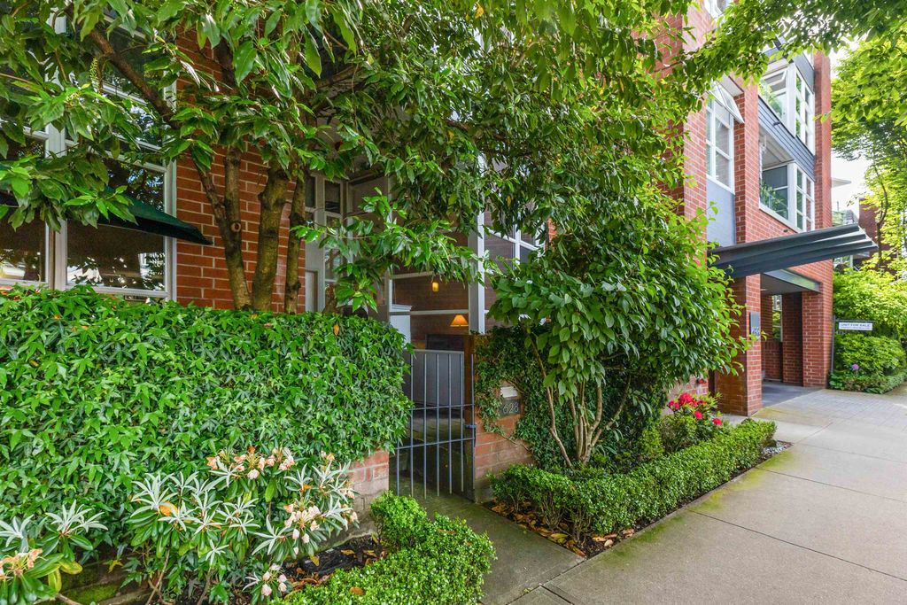 listing image 1104267243394865764