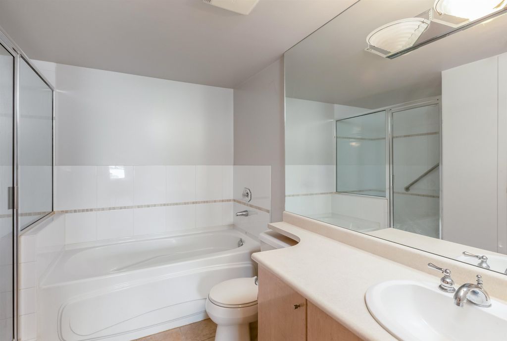 listing image 1109853299529555098