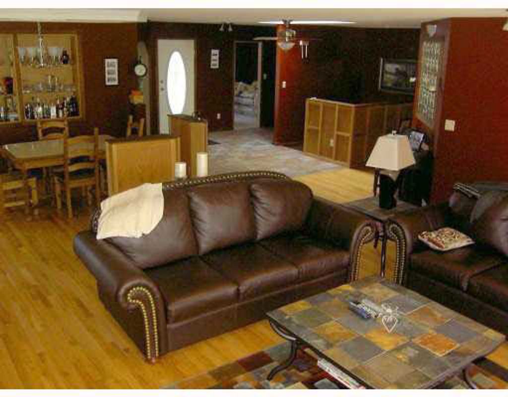 listing image 1103303169461681165