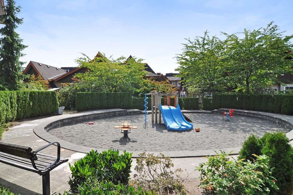 listing image 1103151575661168282