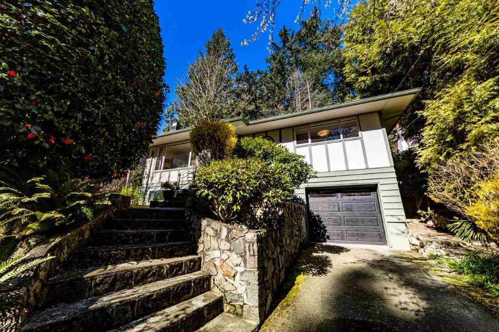 listing image 1103810418595237529