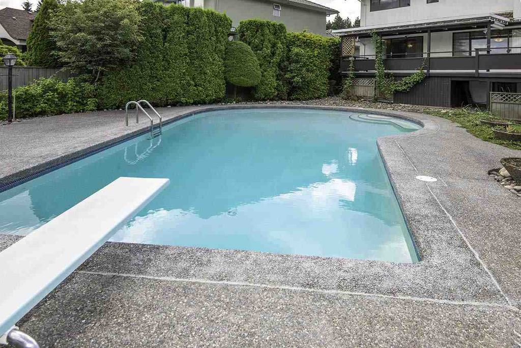 listing image 1105763713631678694
