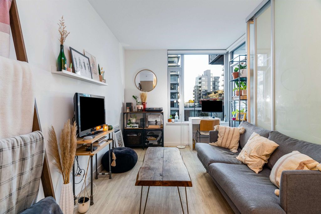 listing image 1108561491748424755