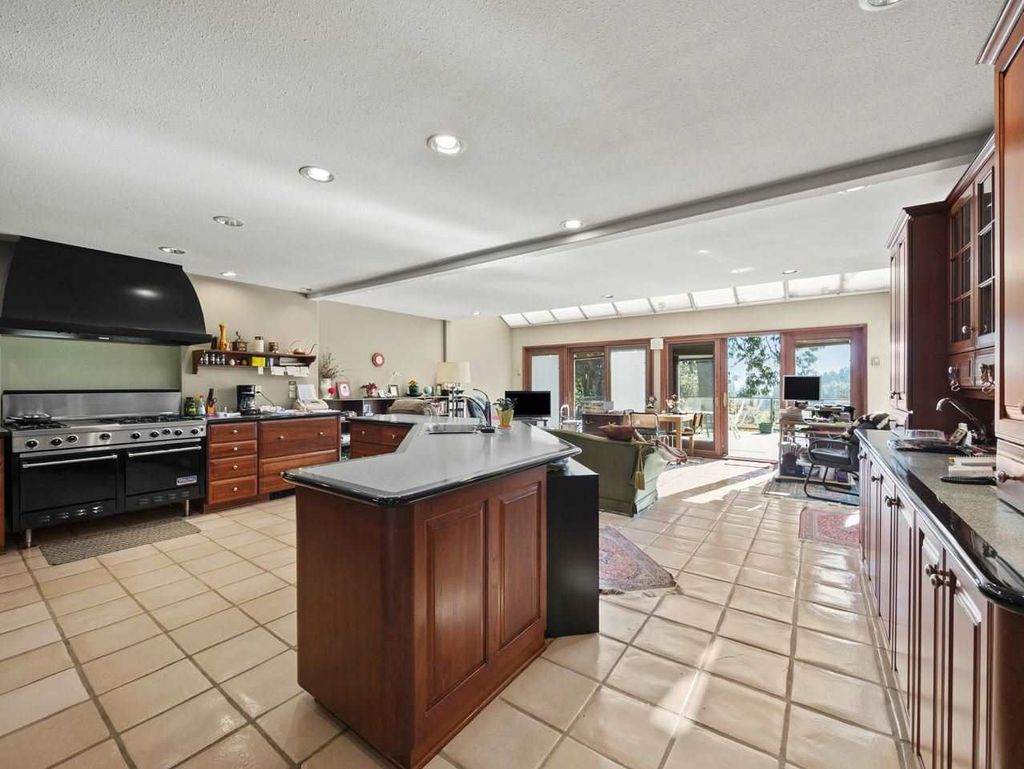 listing image 1107577840579720731