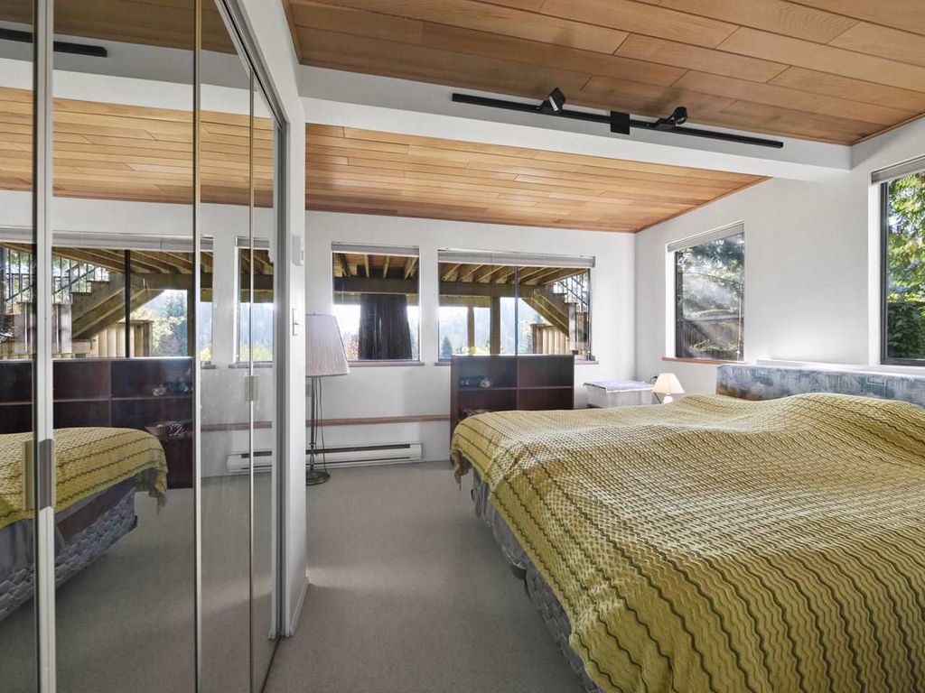 listing image 1107527578480860121