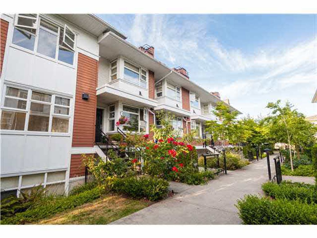 listing image 1106868672790928706