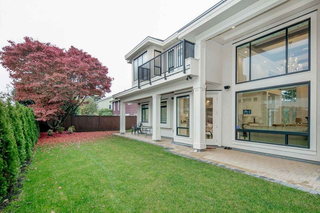 listing image 1103874802848308928