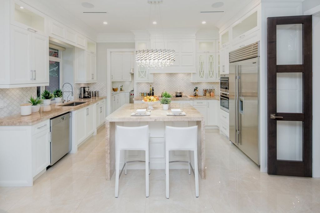 listing image 1108165883444247444