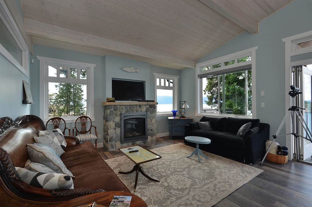 listing image 1100653169479574447