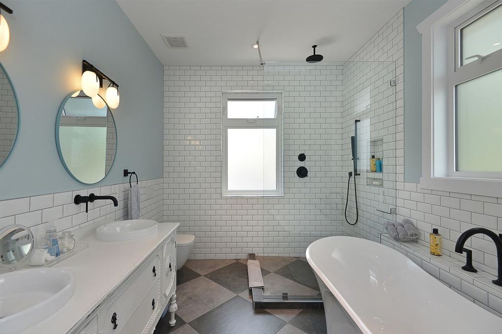 listing image 1102453214669002915