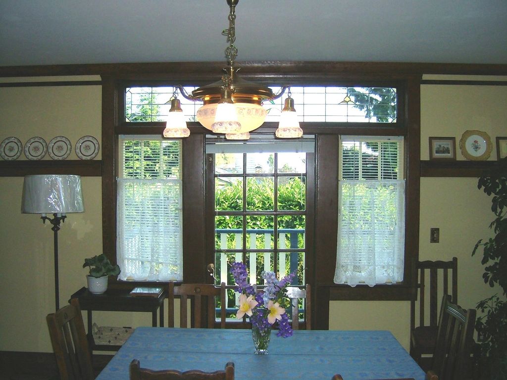 listing image 1100514686375033398