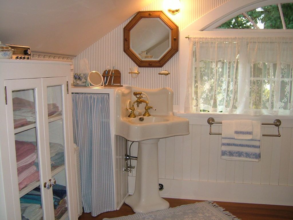 listing image 1101250211949256012