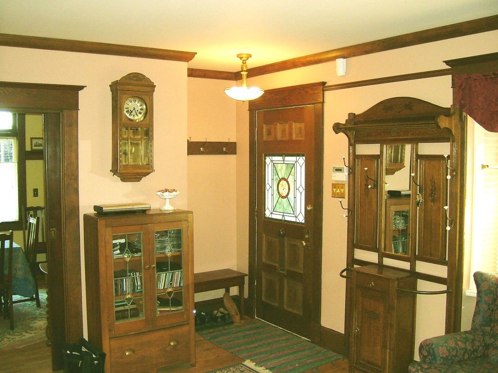 listing image 1106193806647077680