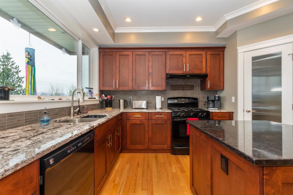 listing image 1105841923738605530