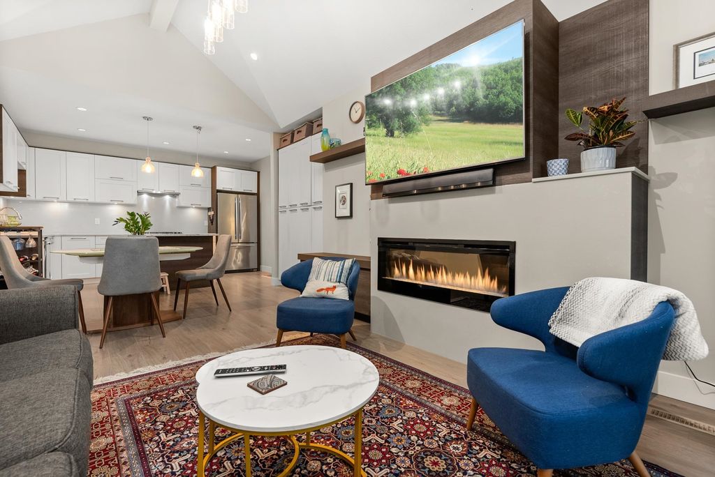 listing image 1103189442080954865