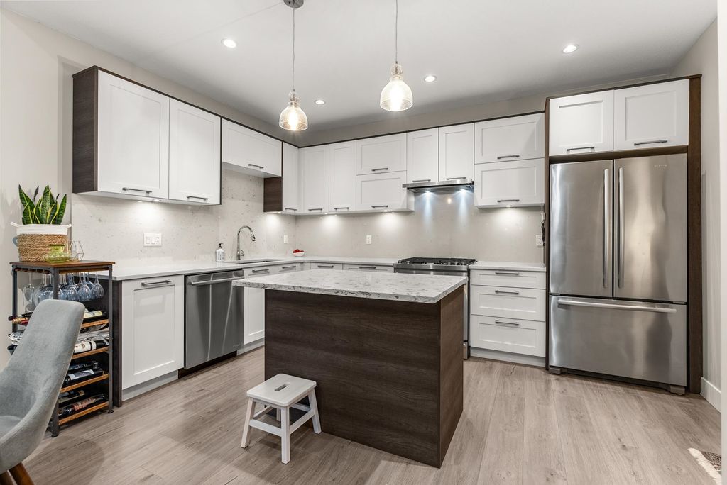 listing image 1105590359509214802