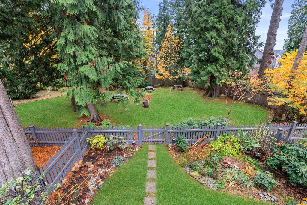 listing image 1109687220970459345