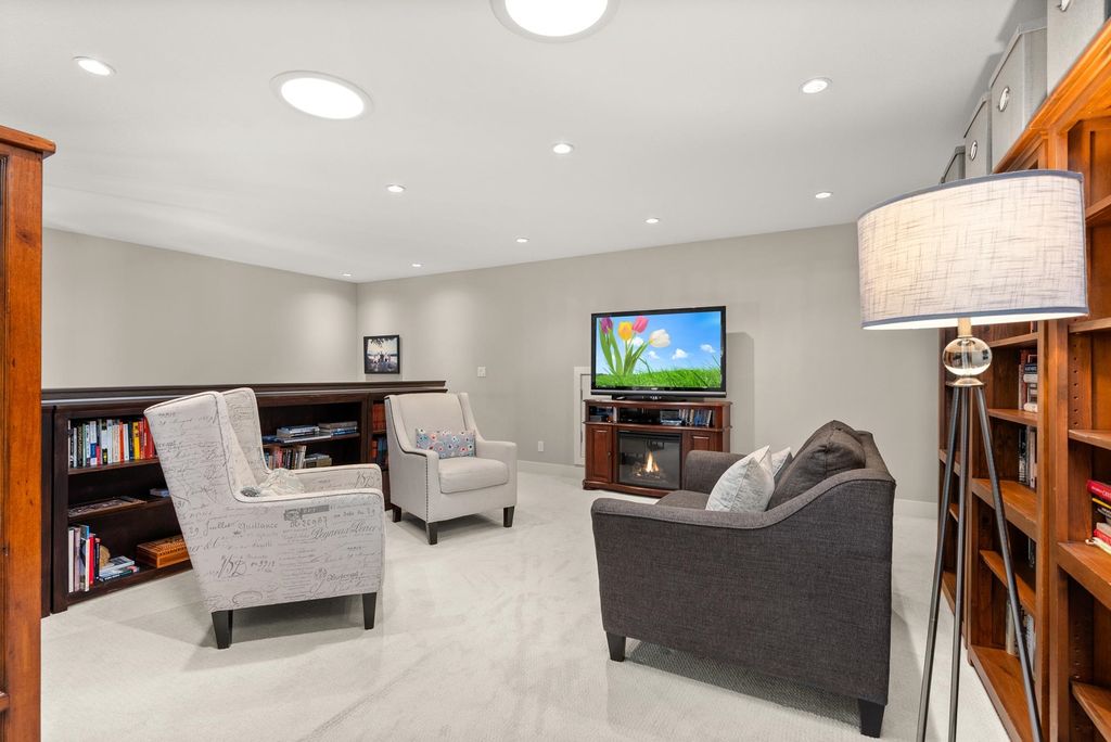 listing image 1106905021279515251