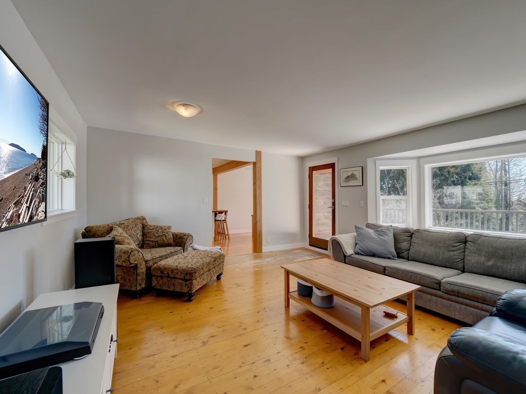 listing image 1102099428218353493