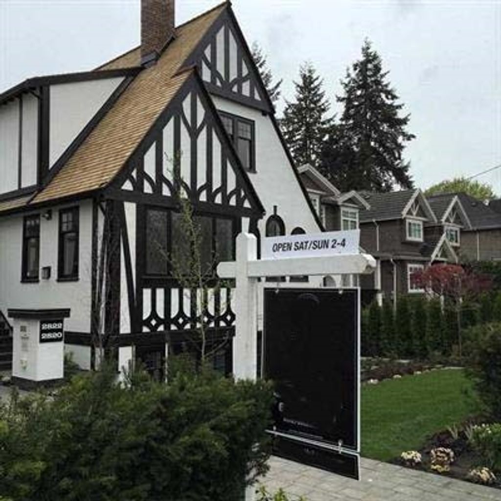 listing image 1100635781449554422