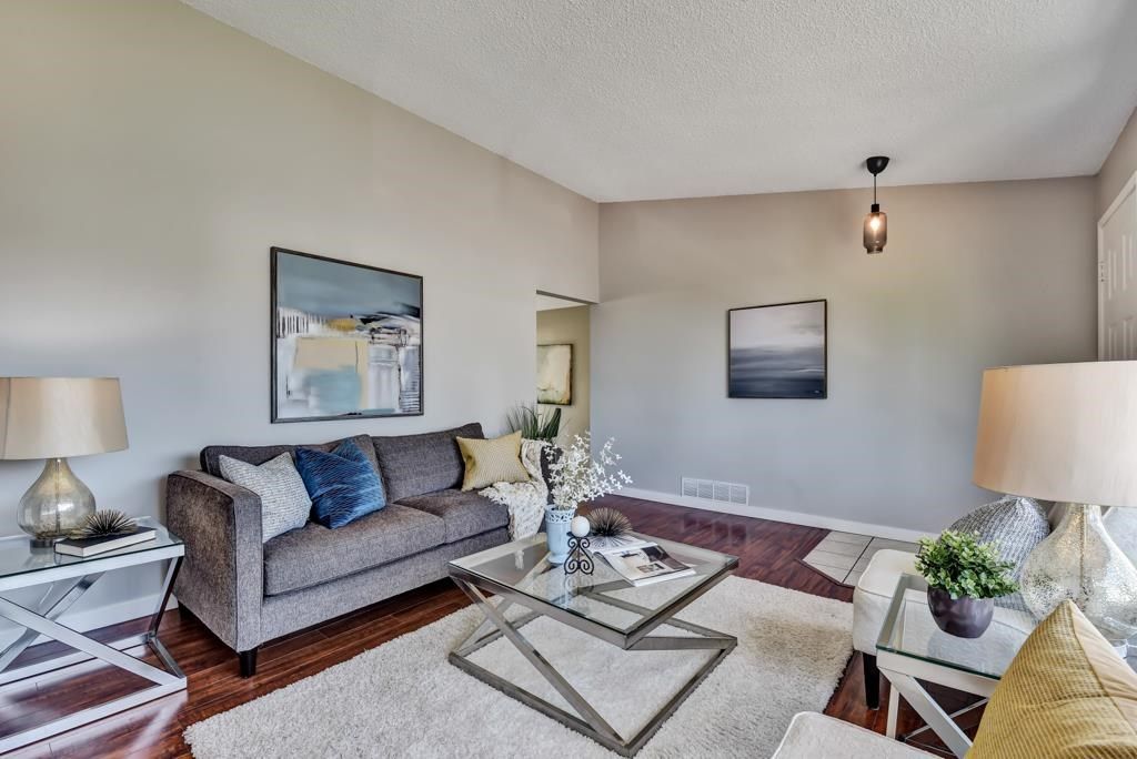 listing image 1104864366971594283