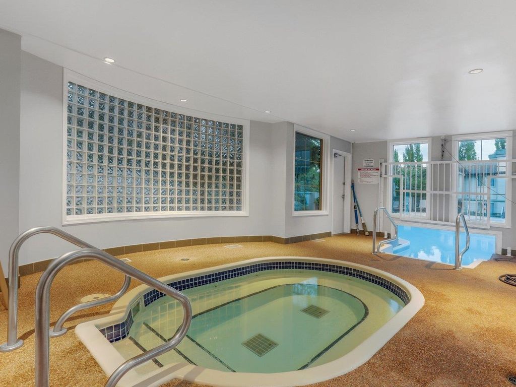 listing image 1102674940411988813