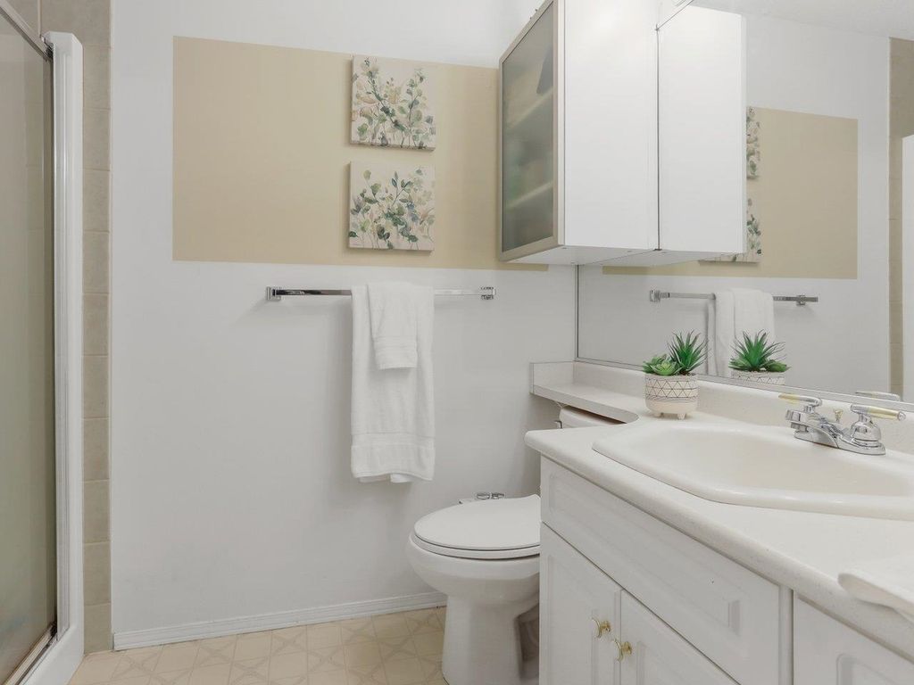 listing image 1107339439466630916