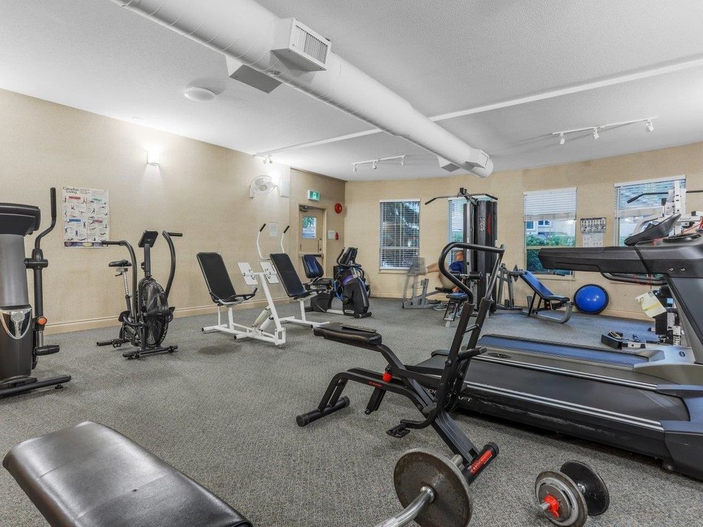 listing image 1100645428442668573