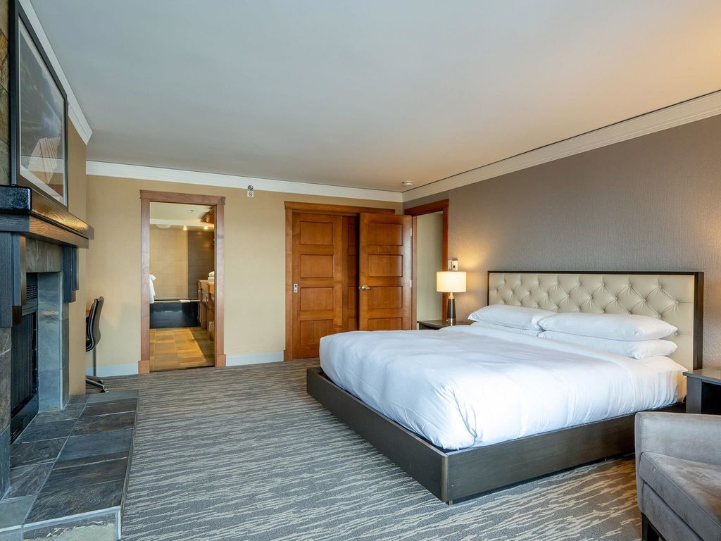 listing image 1105940277175115137