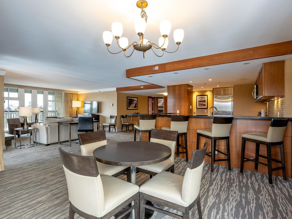 listing image 1104118820603846514