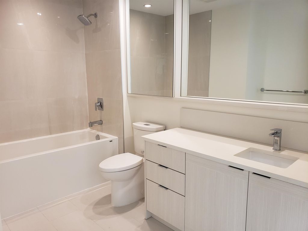 listing image 1106976712580721503