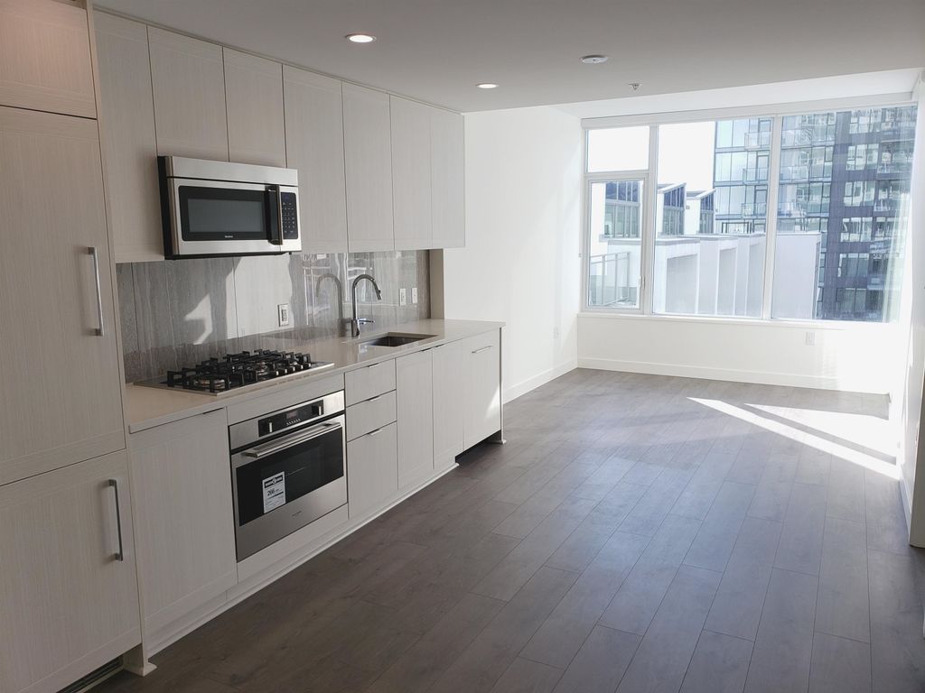 listing image 1100771822696096542