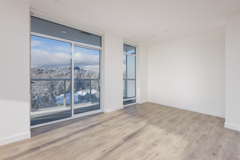 listing image 1106182115240931758