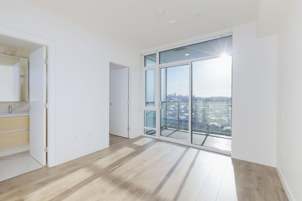 listing image 1103375418838151899