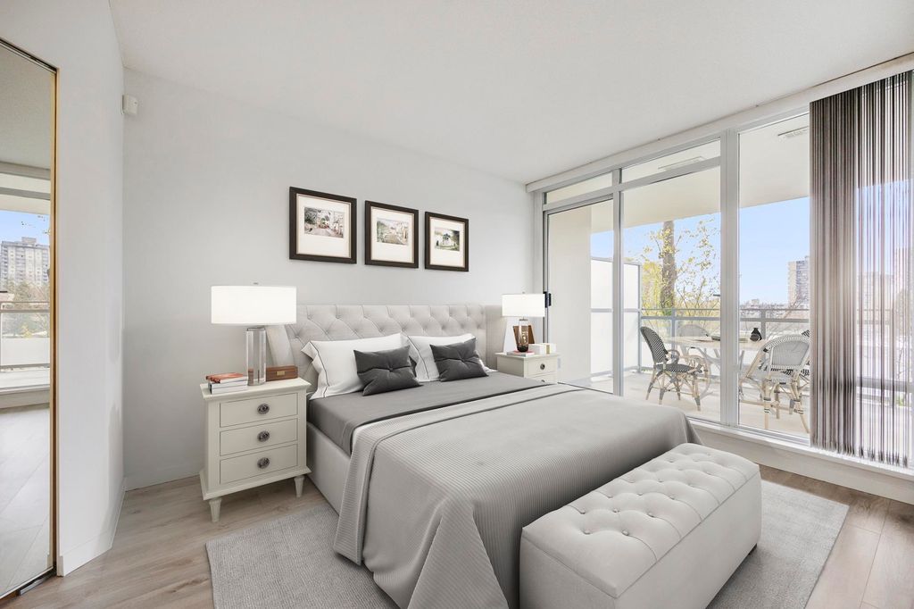 listing image 1102374508911065599