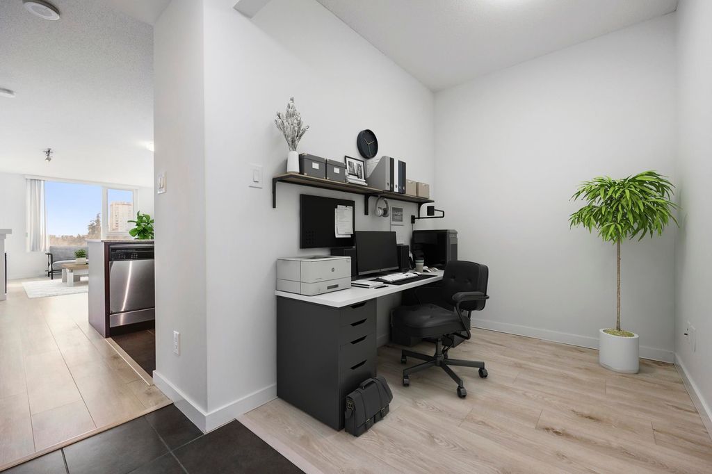 listing image 1100708245140917498