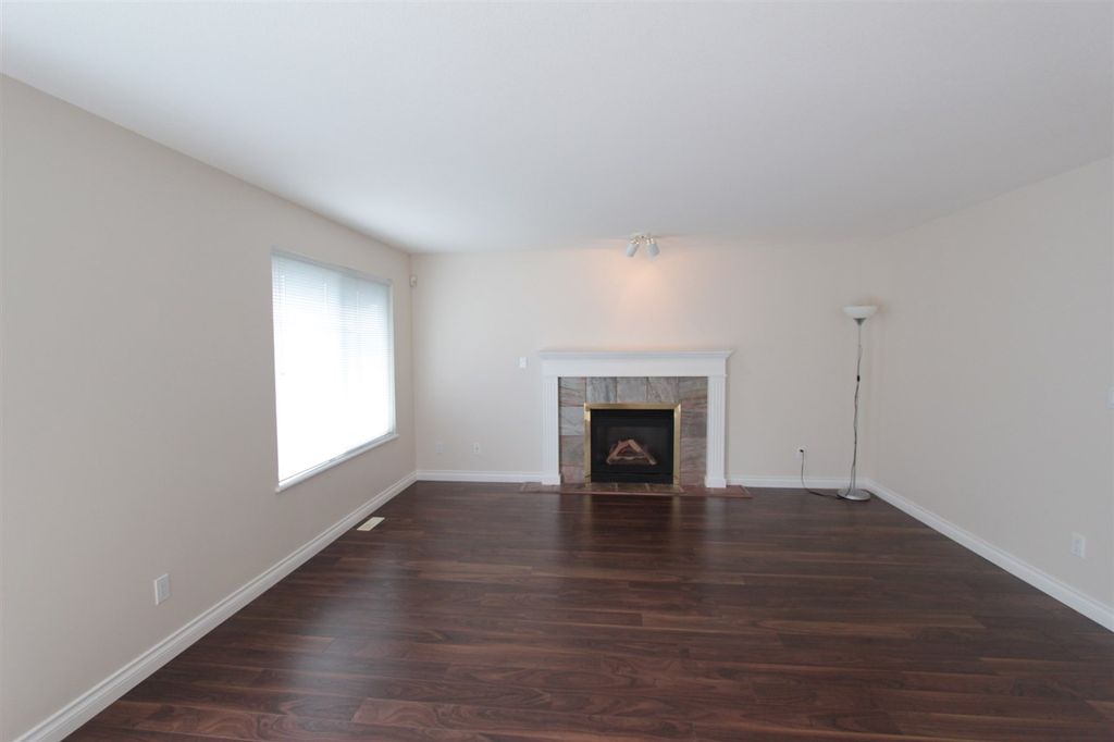 listing image 1109495625203566459