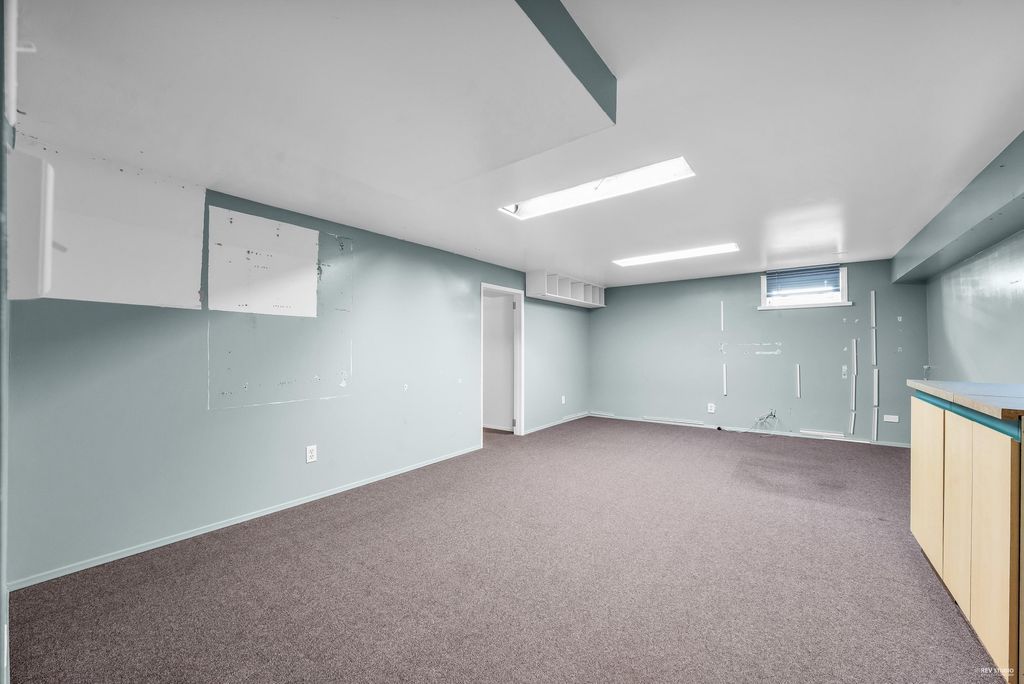 listing image 1102677674721531047