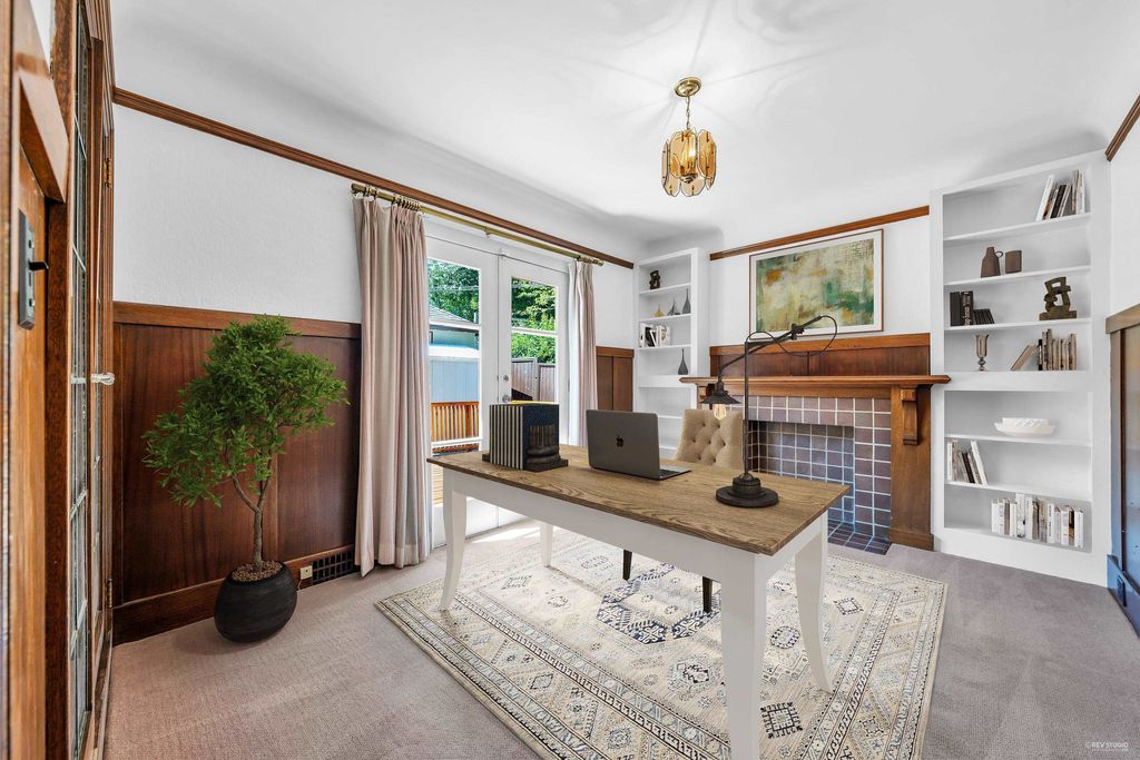 listing image 1102467993702875935