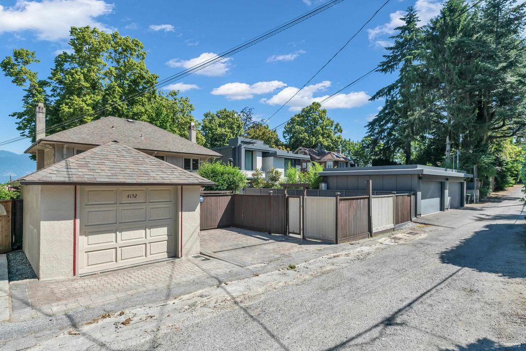 listing image 1102139109002486384